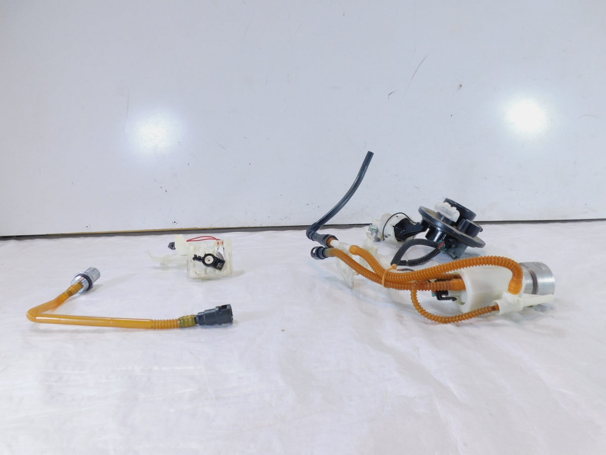 Harley Davidson Road Street & Electra Glide Gas Fuel Petrol Tank Pump -For Parts - C3 Cycle