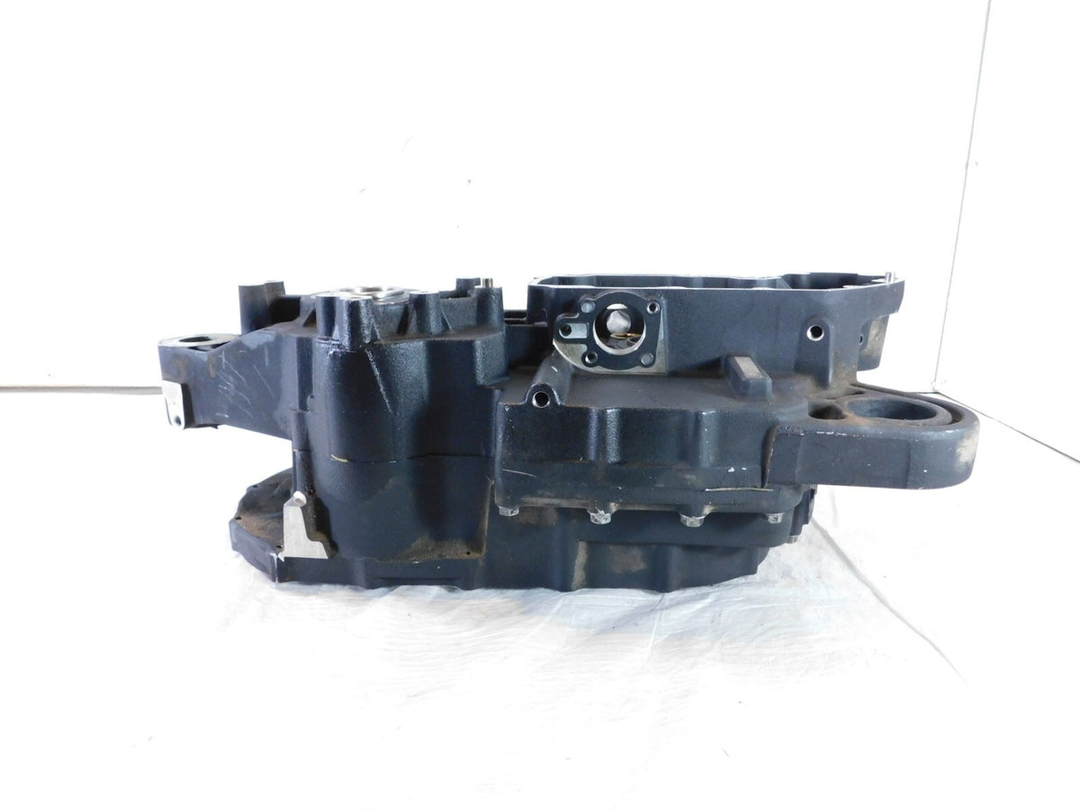 Black 04-05 Harley Davidson Sportster XL 883 & 1200 Engine Crankcase Crank Cases