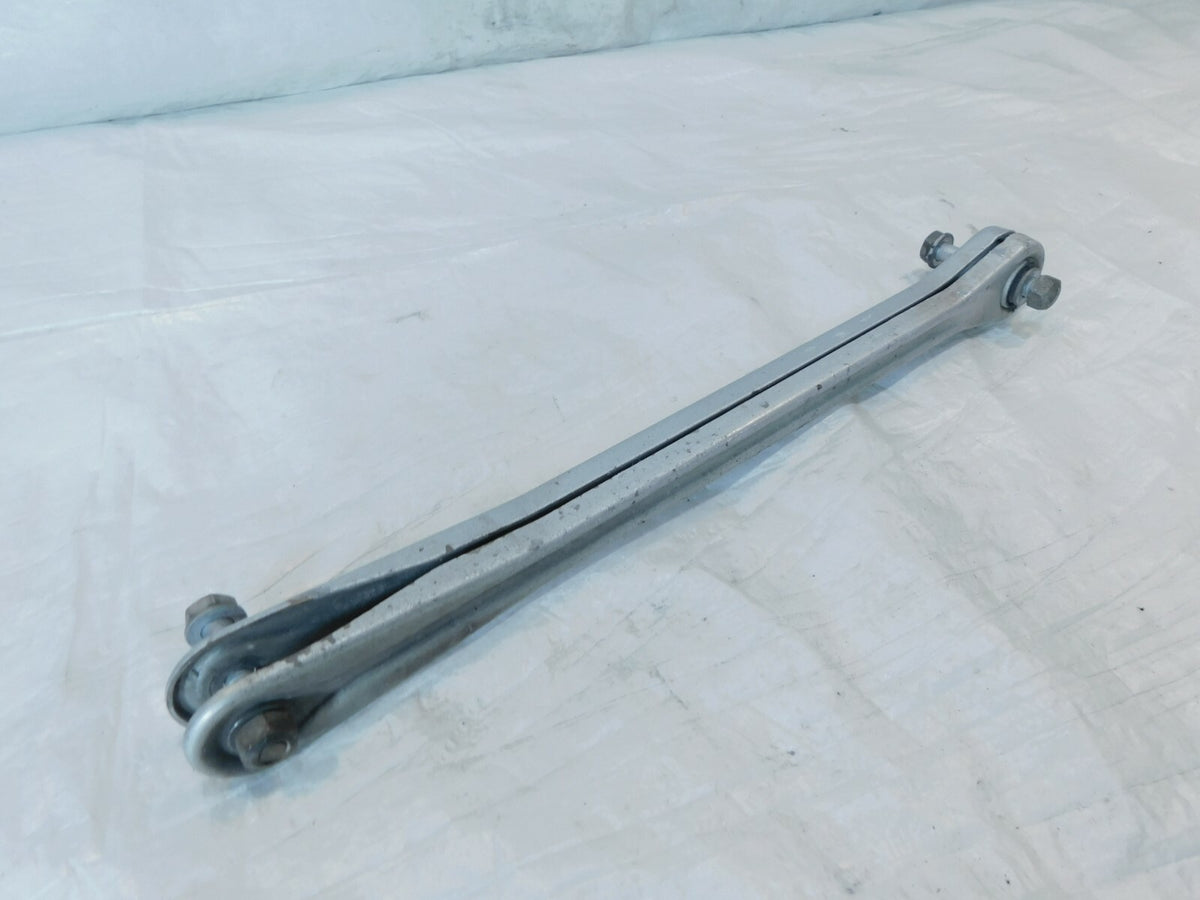 BMW R1100 R1100RT & R1150 R1150R Rear Swingarm Differential Support Rod Brackets