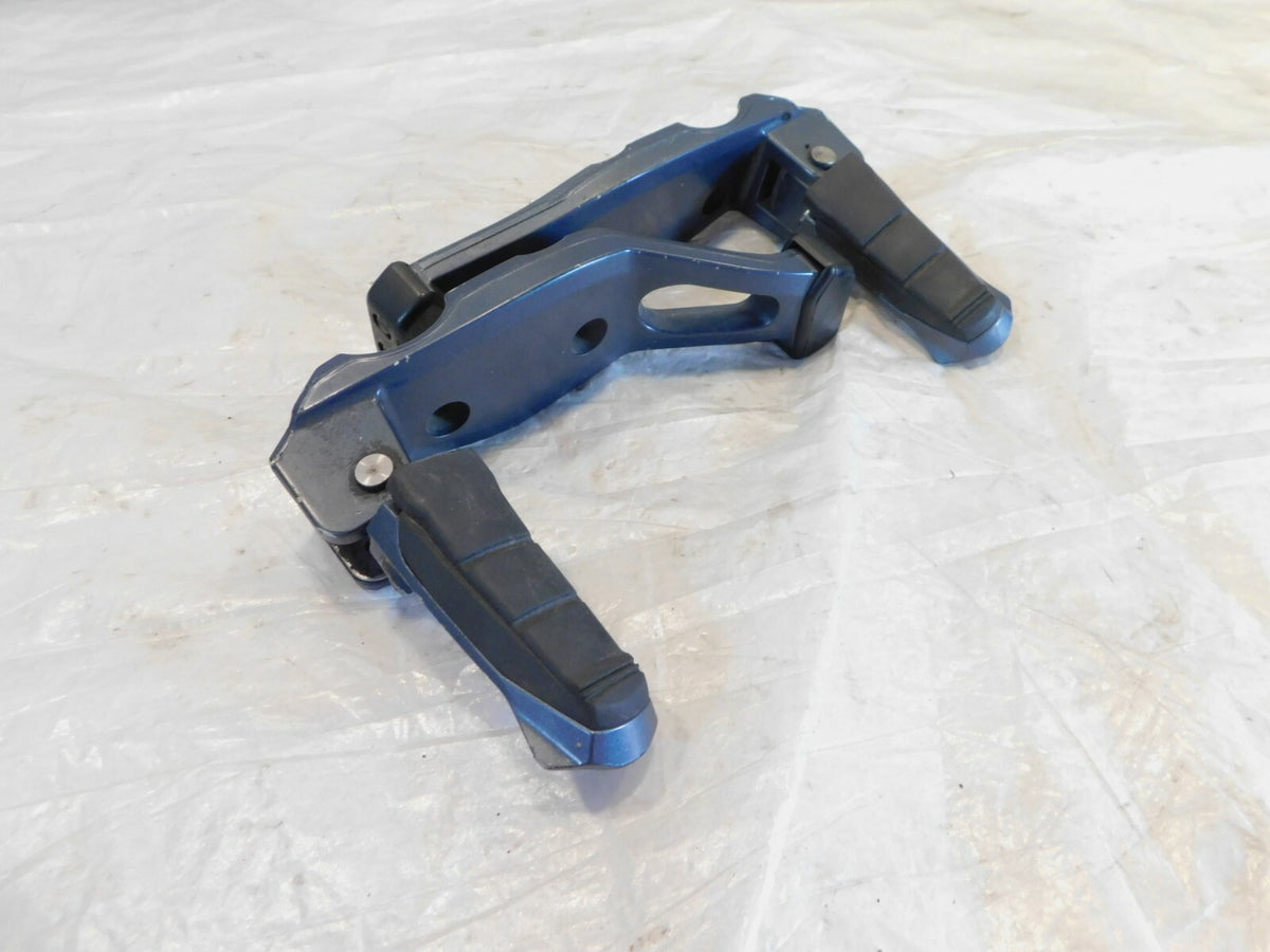 2000-06 BMW R1150R Left/Right Rear Passenger Footrest Foot Pegs & Mount Brackets - C3 Cycle