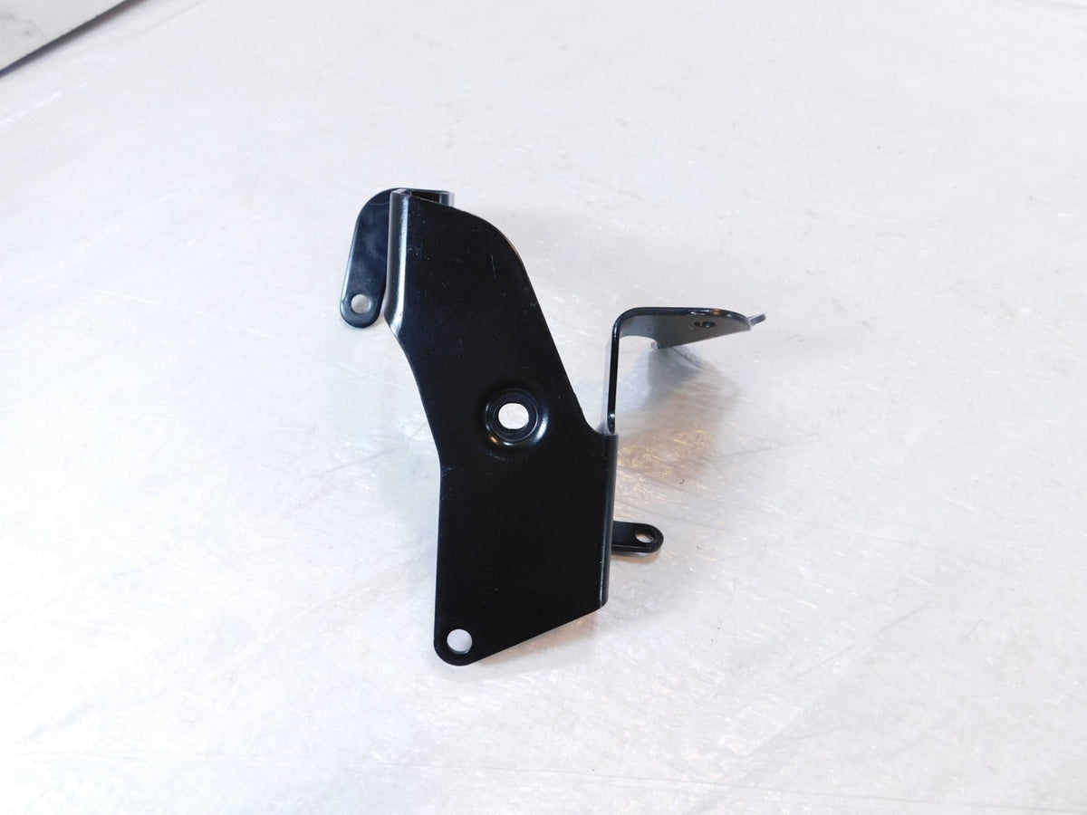 Harley Davidson Softail Heritage Classic & Slim Front Brake Line Mount Bracket