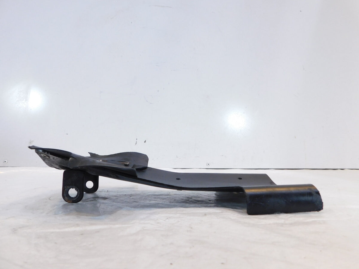 99-01 Victory Standard Deluxe & Sport V92 Cruiser Rear Fender Mud Guard Bracket