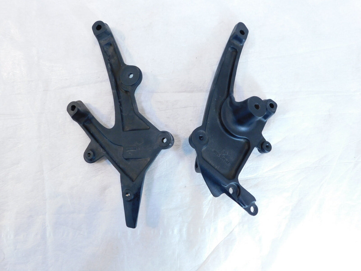 2009 & 2010 Buell 1125 1125R 1125CR Right Left Front Footrest Foot Peg Brackets - C3 Cycle
