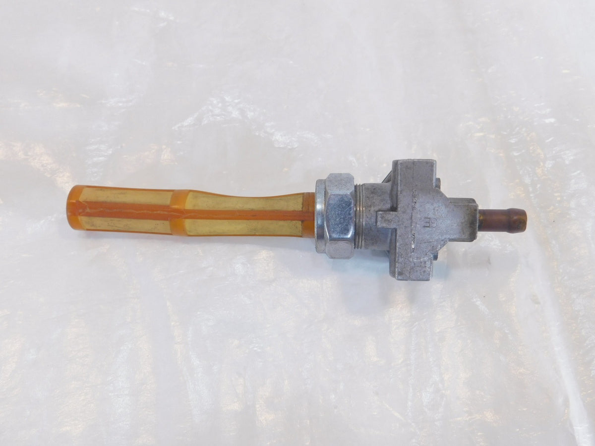 Harley Davidson Sportster 883 & 1200 Gas Tank Fuel Valve Petcock Tap - Shut off - C3 Cycle