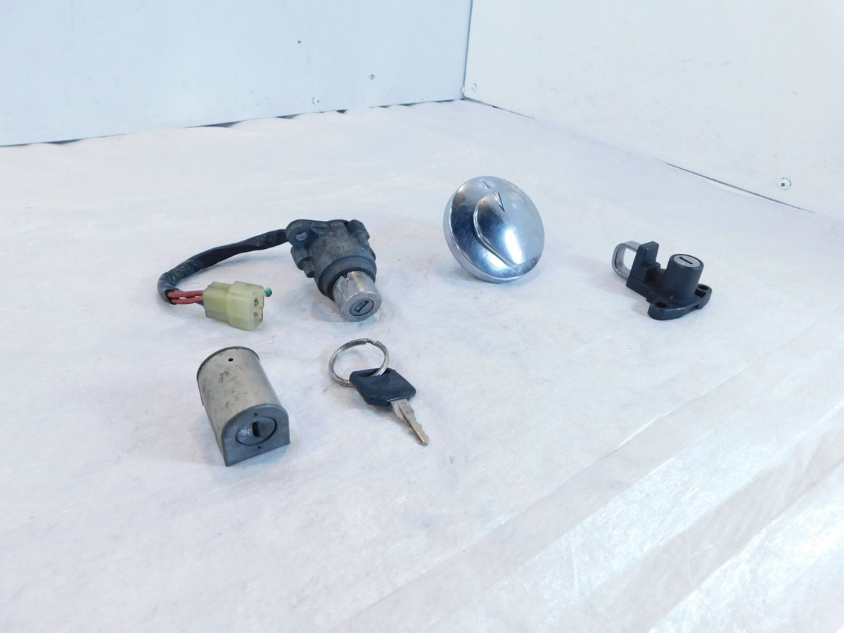 Honda VTX1300 VTX1300C VTX1300R VTX1300S VTX1300T Ignition Switch Lock Set & Key - C3 Cycle