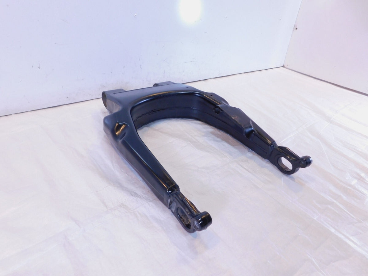 Harley Davidson Road Street & Electra Glide Rear Wheel Fork Arm Swingarm Bracket