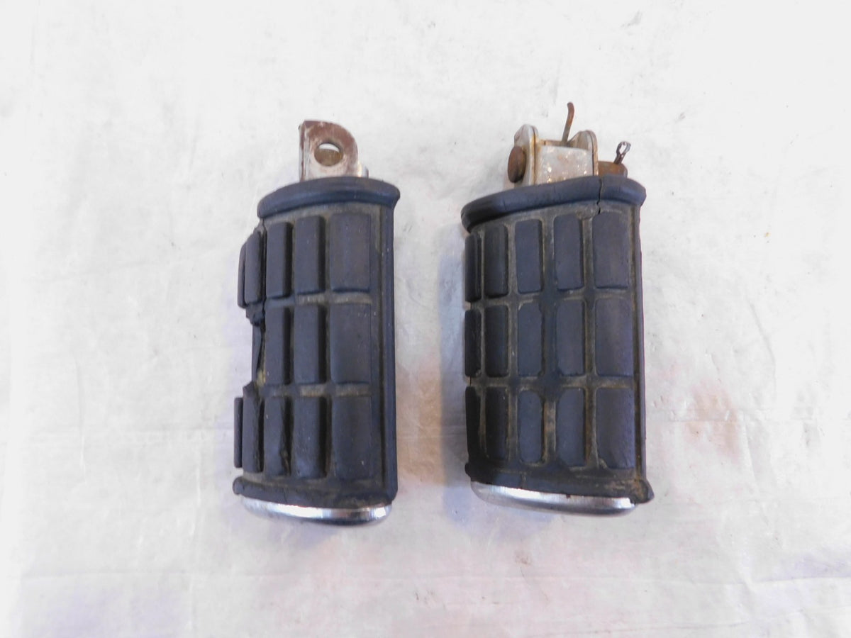1981-1983 Yamaha XV750 XV920 Virago 750 920 Right/ Left Front Footpeg Footrest
