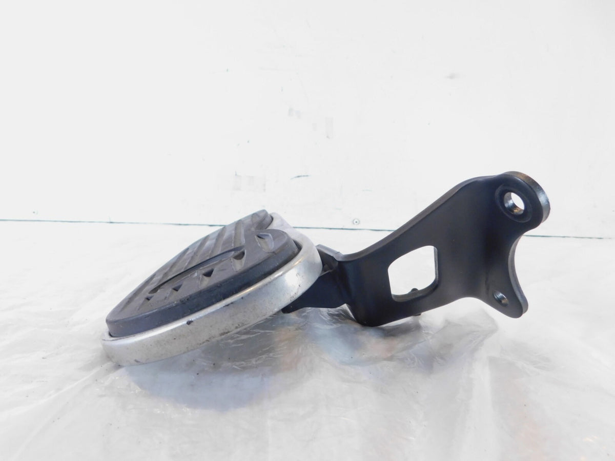 2001-2010 Yamaha VStar 650 XVS650 Classic Front Right Foot Rest Board Footoard - C3 Cycle