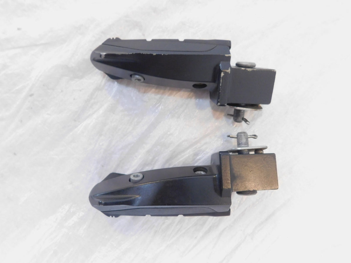 2001 2002 2003 2004 2005 BMW F650CS Left/Right Rear Passenger Footrest Foot Pegs - C3 Cycle