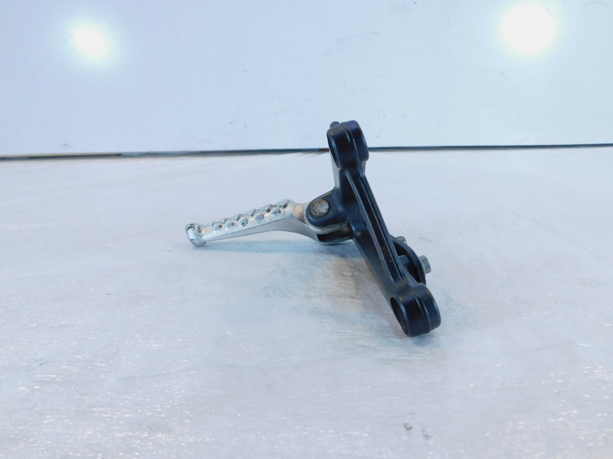 Aprilia RSV 1000 Mille & Tuono Right Front Footrest Foot Peg & Bracket Mount - C3 Cycle