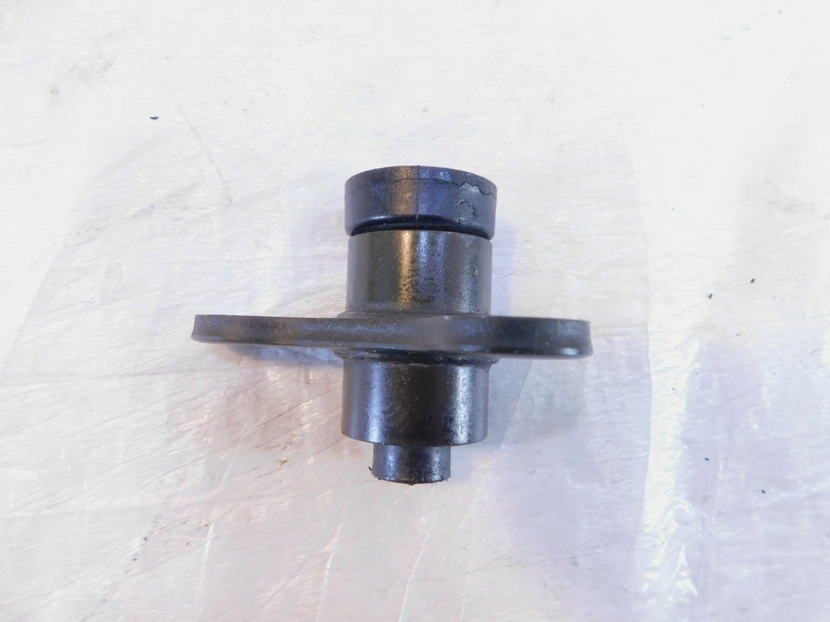Kawasaki VN1500 Vulcan 1500 1600 Classic Rear Right Motor Engine Mount Bracket - C3 Cycle