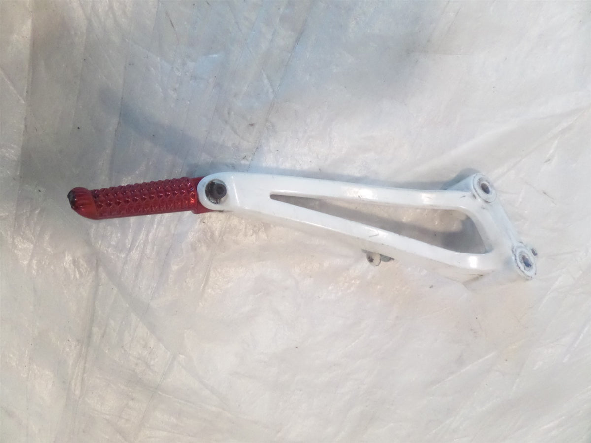 2011-2014 Yamaha YZF R1 Right Rear Passenger Footrest Foot Peg & Bracket Mount - C3 Cycle