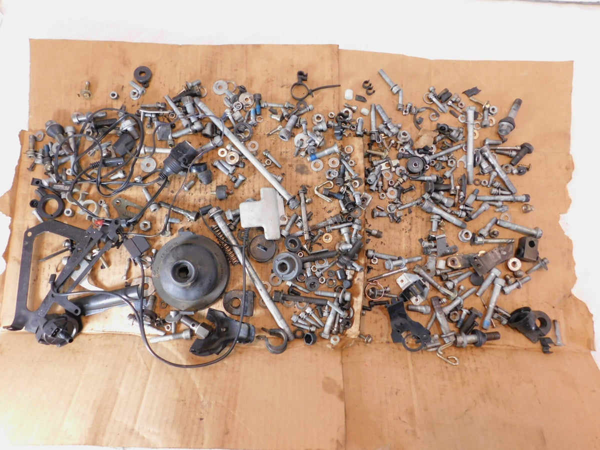 2004 04 BMW R1150 RS R1150RS Misc Hardware Nuts Bolts Brackets Parts Box Lot - C3 Cycle