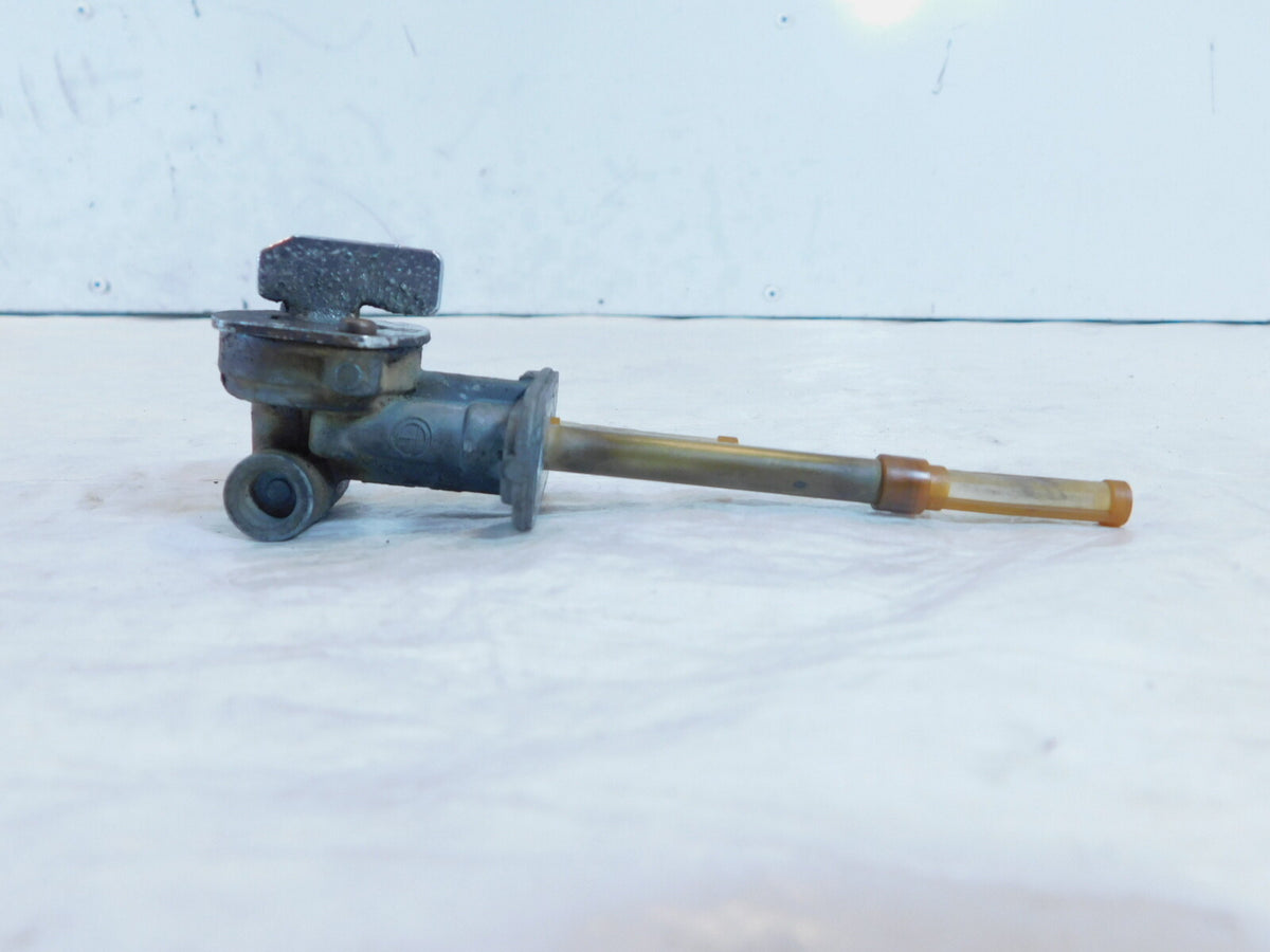 Kawasaki Vulcan 1500 VN1500 Classic & Nomad Fuel Gas Tank Shutoff Valve Petcock