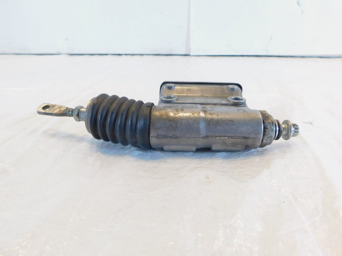 Harley Davidson Sportster 883 & 1200 Rear Right Brake Master Cylinder Reservoir