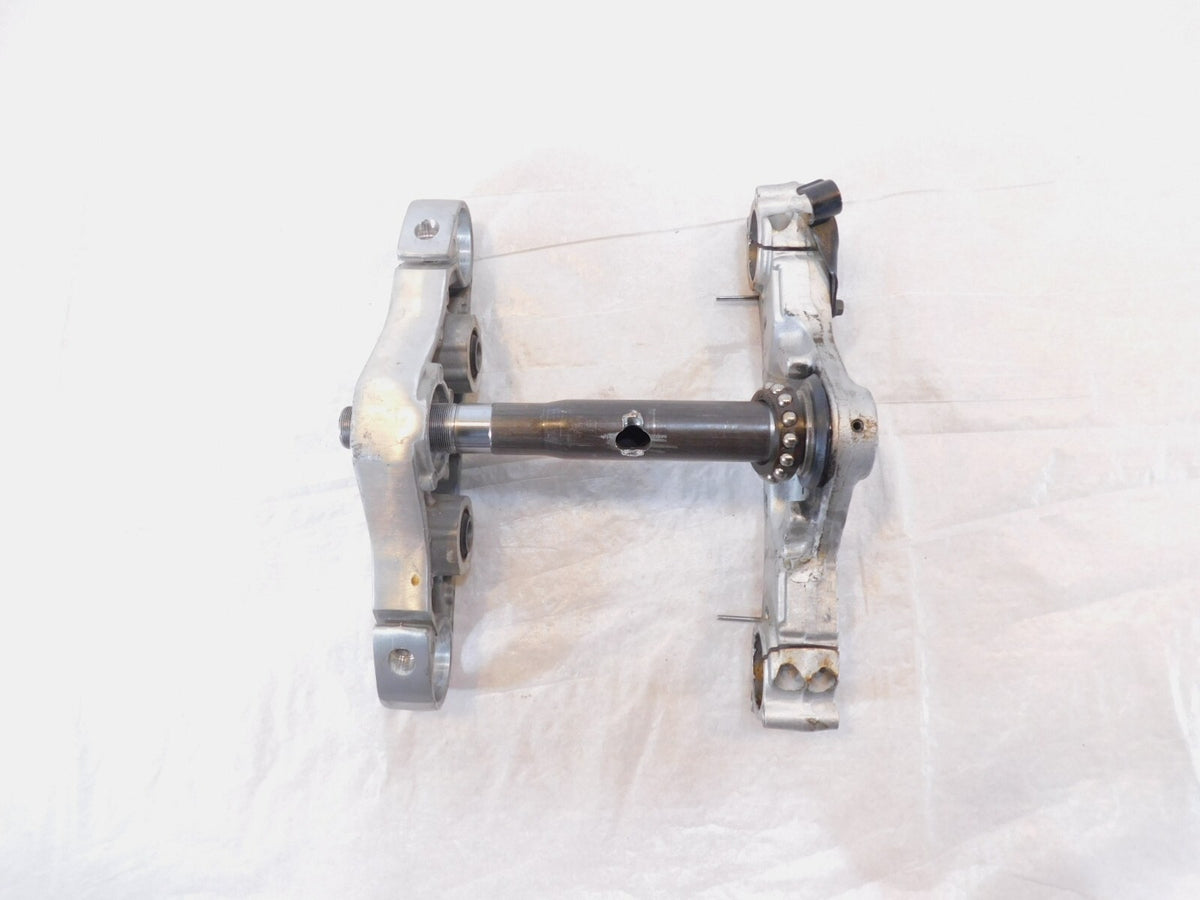 Yamaha V-Star XVS-1100 Classic Silverado Front Fork Steering Stem Triple Trees - C3 Cycle