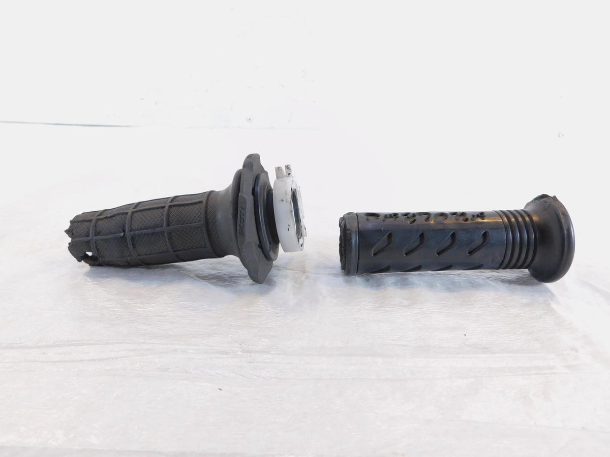 10-23 Kawasaki KLX140 KLX140L KLX110 KLX110L Left/Right Handlebar Throttle Grips - C3 Cycle
