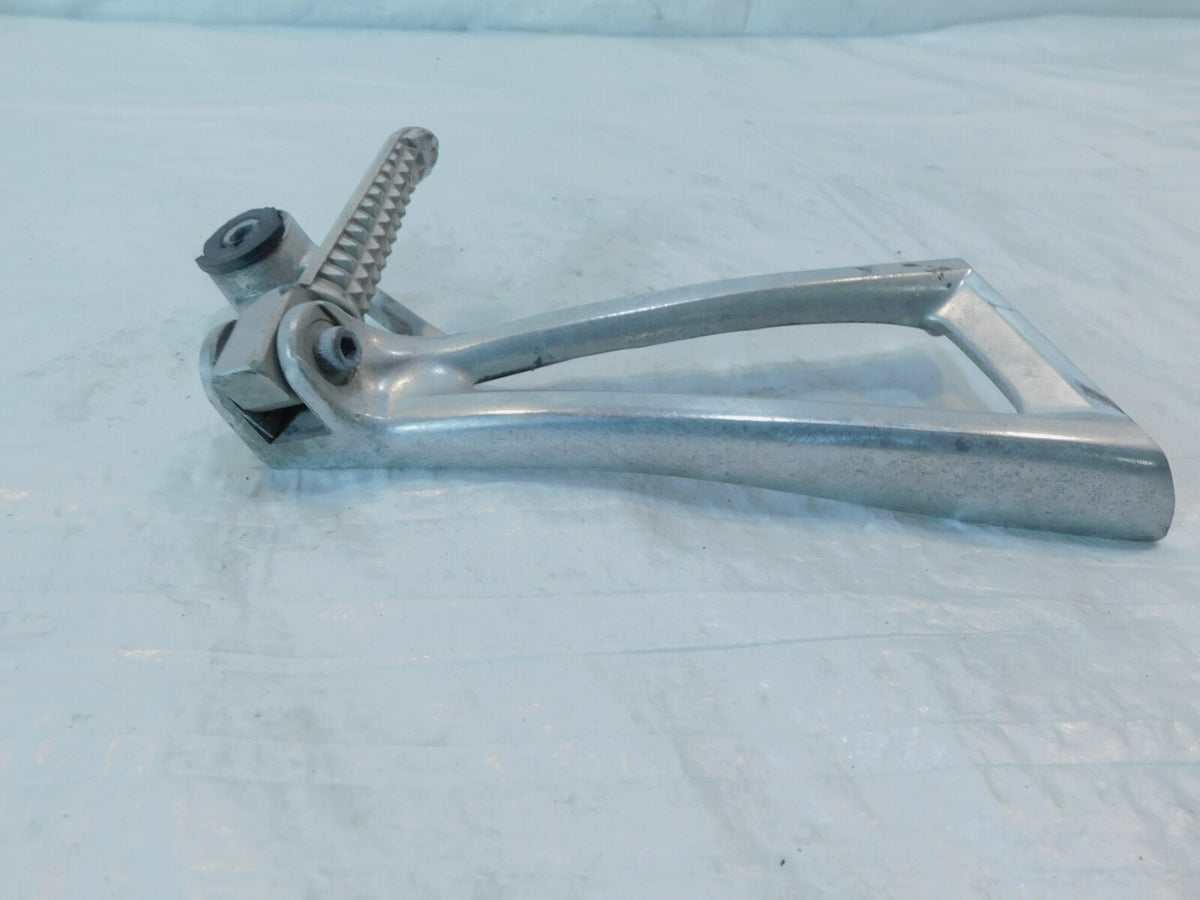 Yamaha YZFR6S YZF R6S & YZFR6 R6 Right Rear Passenger Footpeg Footrest Bracket - C3 Cycle