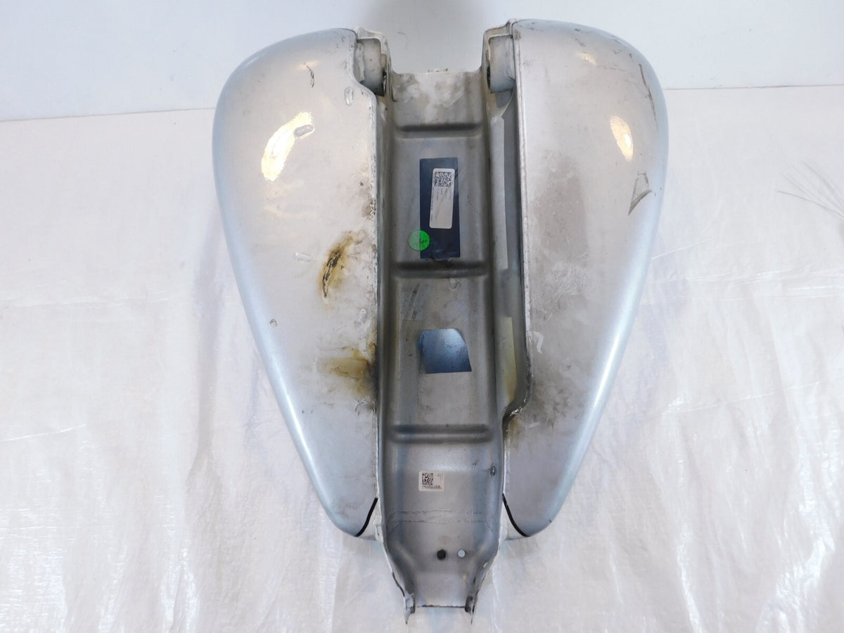 18-19 Indian Roadmaster Elite White & Silver Fuel Gas Petrol Tank Reservoir Cell - C3 Cycle