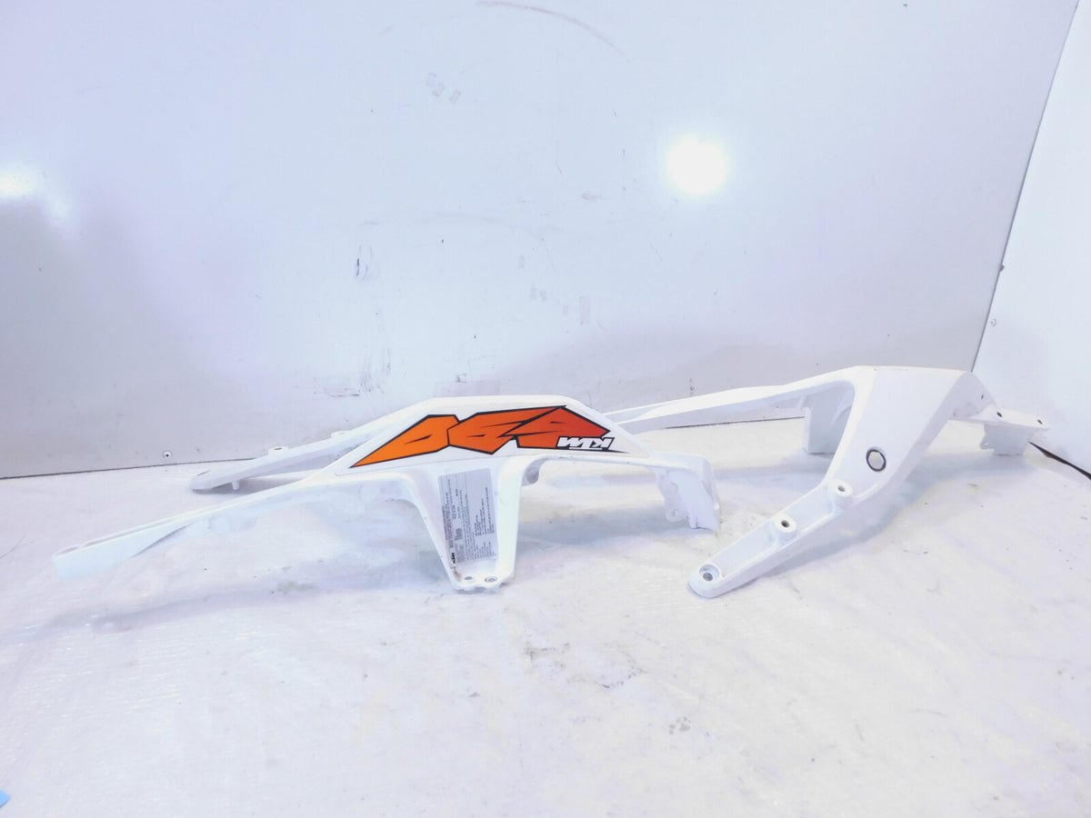 2015-2018 KTM 690 Duke White Left/Right Rear Seat Tail Section Subframe Brackets - C3 Cycle