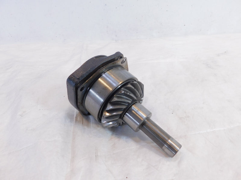Suzuki Boulevard S83 VS1400 Intruder 1400 Rear Secondary Bevel Drive Gear Shaft