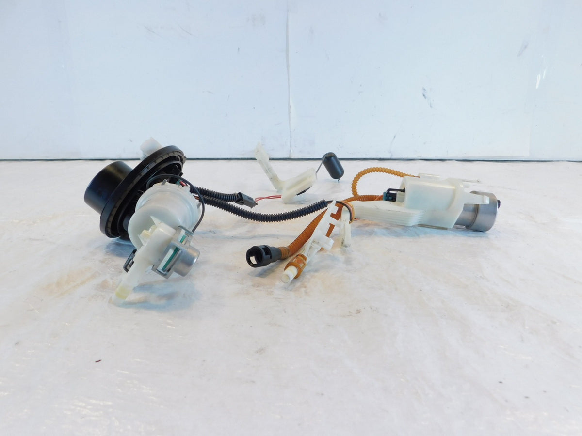 Harley Davidson Road Street & Electra Glide Gas Fuel Petrol Tank Pump -For Parts - C3 Cycle