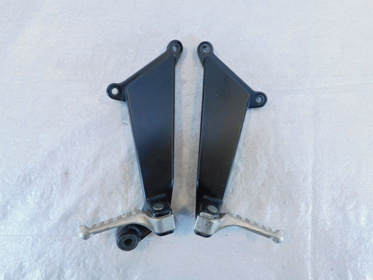 Aprilia RSV 1000 Mille Tuono Left/Right Rear Passenger Foot Rest Pegs & Brackets - C3 Cycle