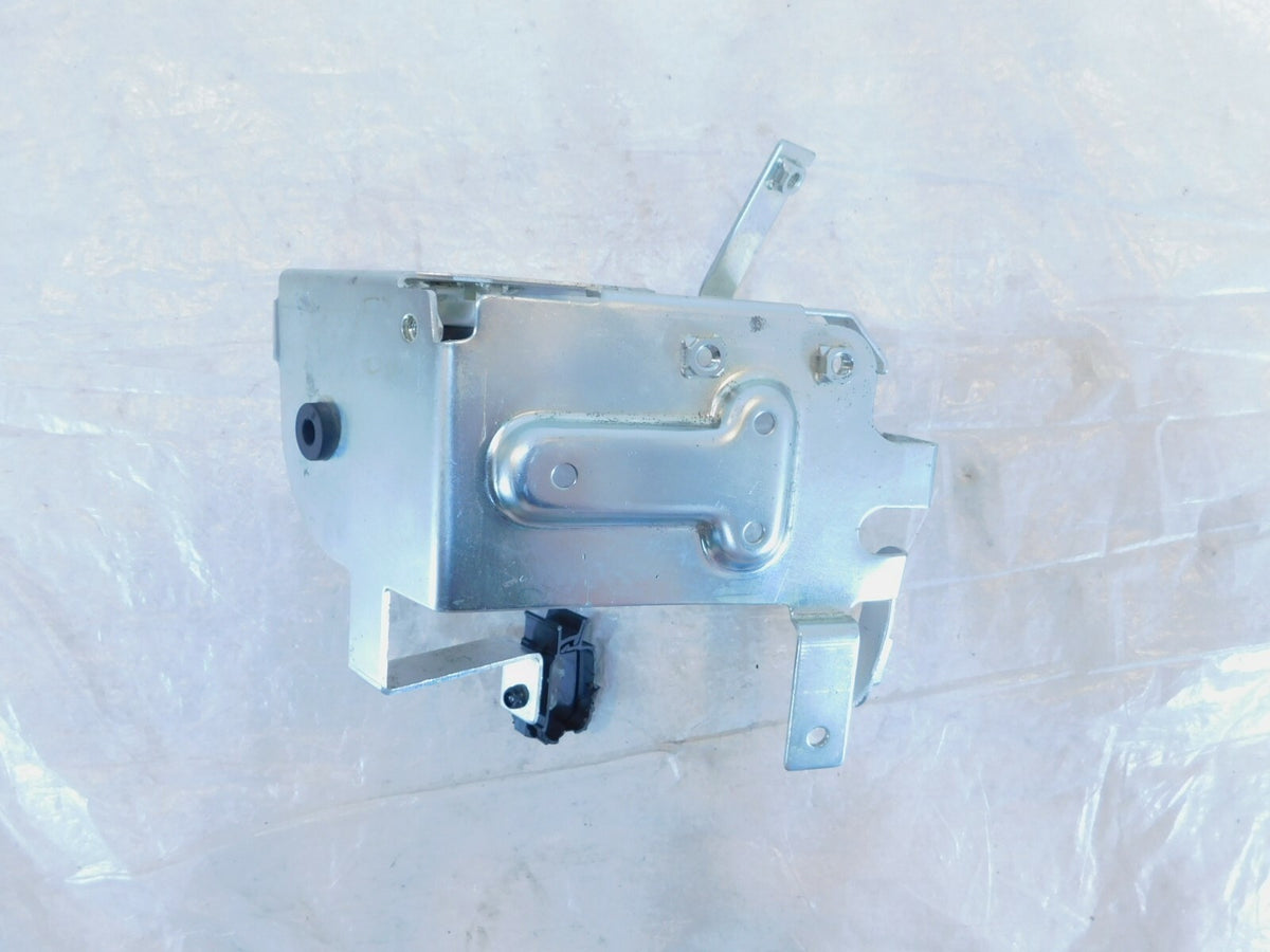 Piaggio Liberty 125 150 IGET ABS Brake Pump Support Box Holder Tray Bracket I.P - C3 Cycle