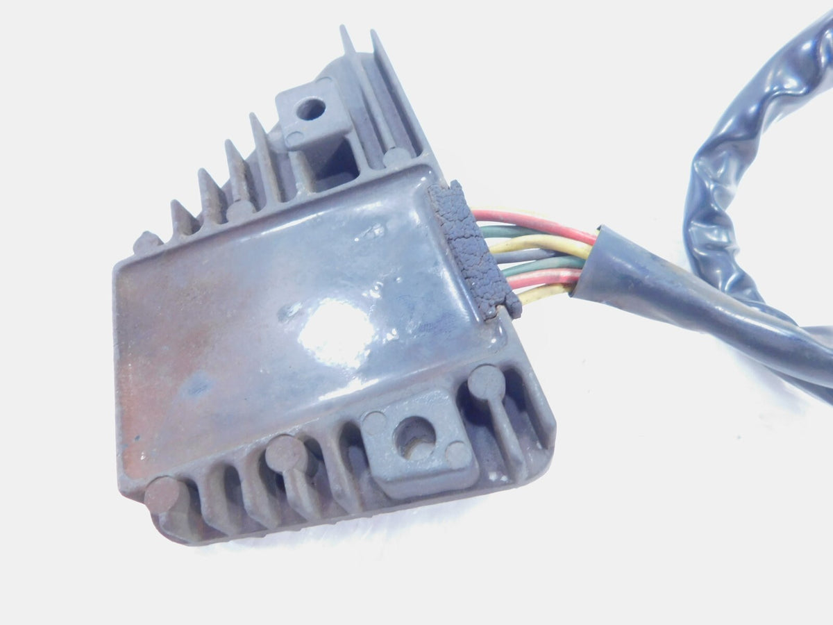 1984-1985 Honda VF500C Magna V30 500 Electrical Voltage Regulator Rectifier - C3 Cycle