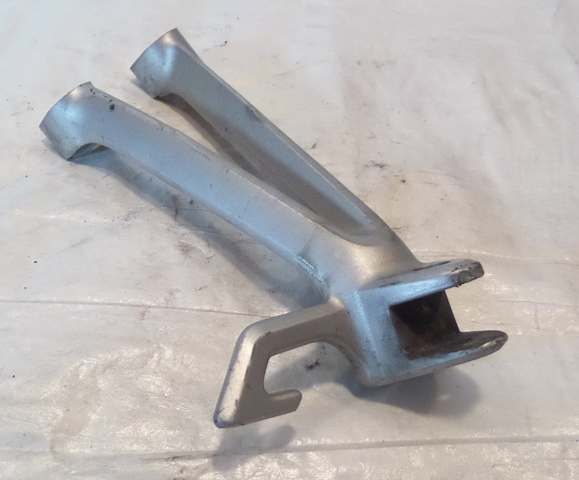 2006-2007 Suzuki GSX-R600 GSX-R750 Right Rear Passenger Footpeg Footrest Bracket - C3 Cycle
