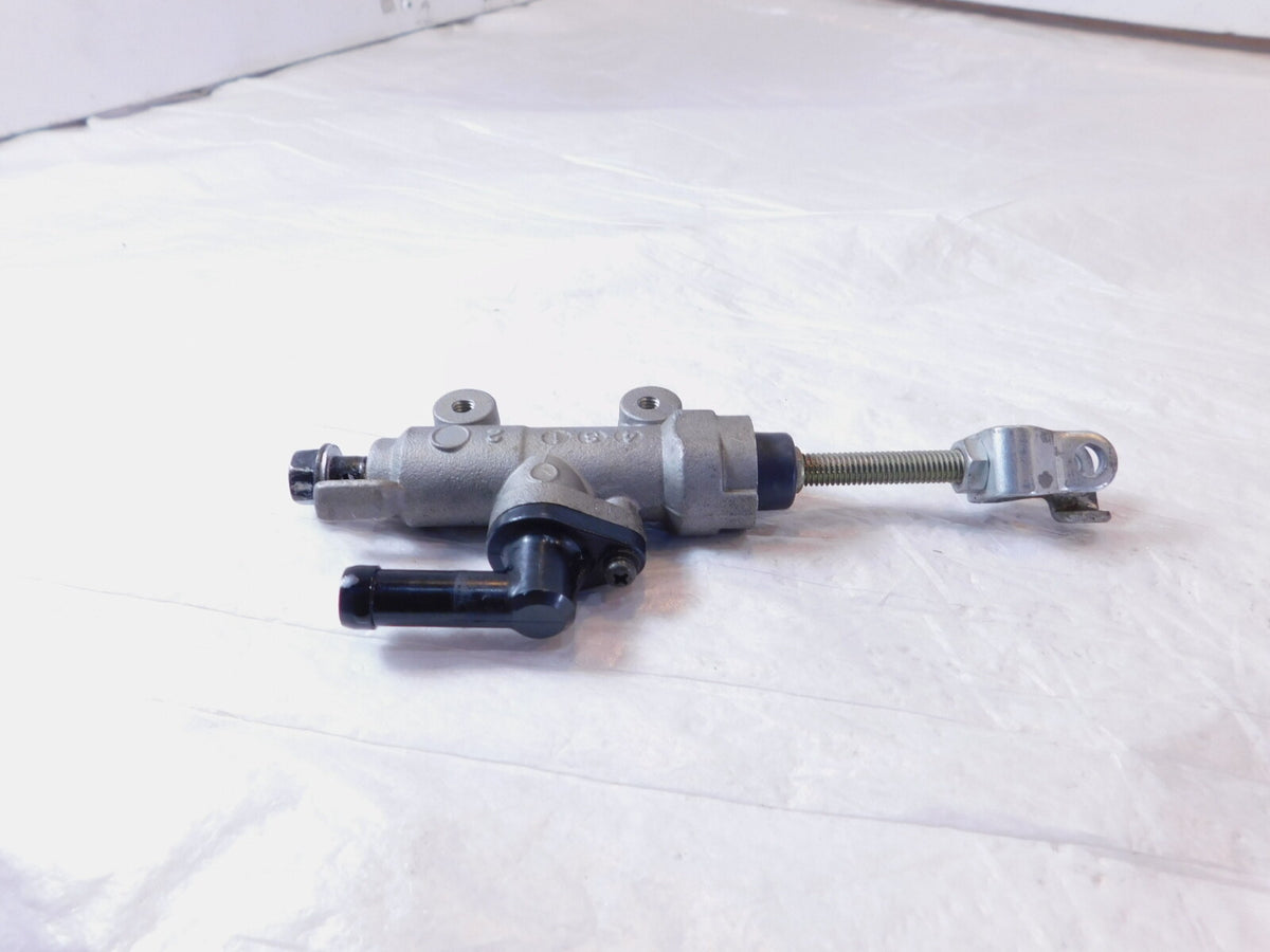1995 95 Honda CB1000 CB 1000 Silver Rear Wheel Brake Master Cylinder w/ Push Rod - C3 Cycle
