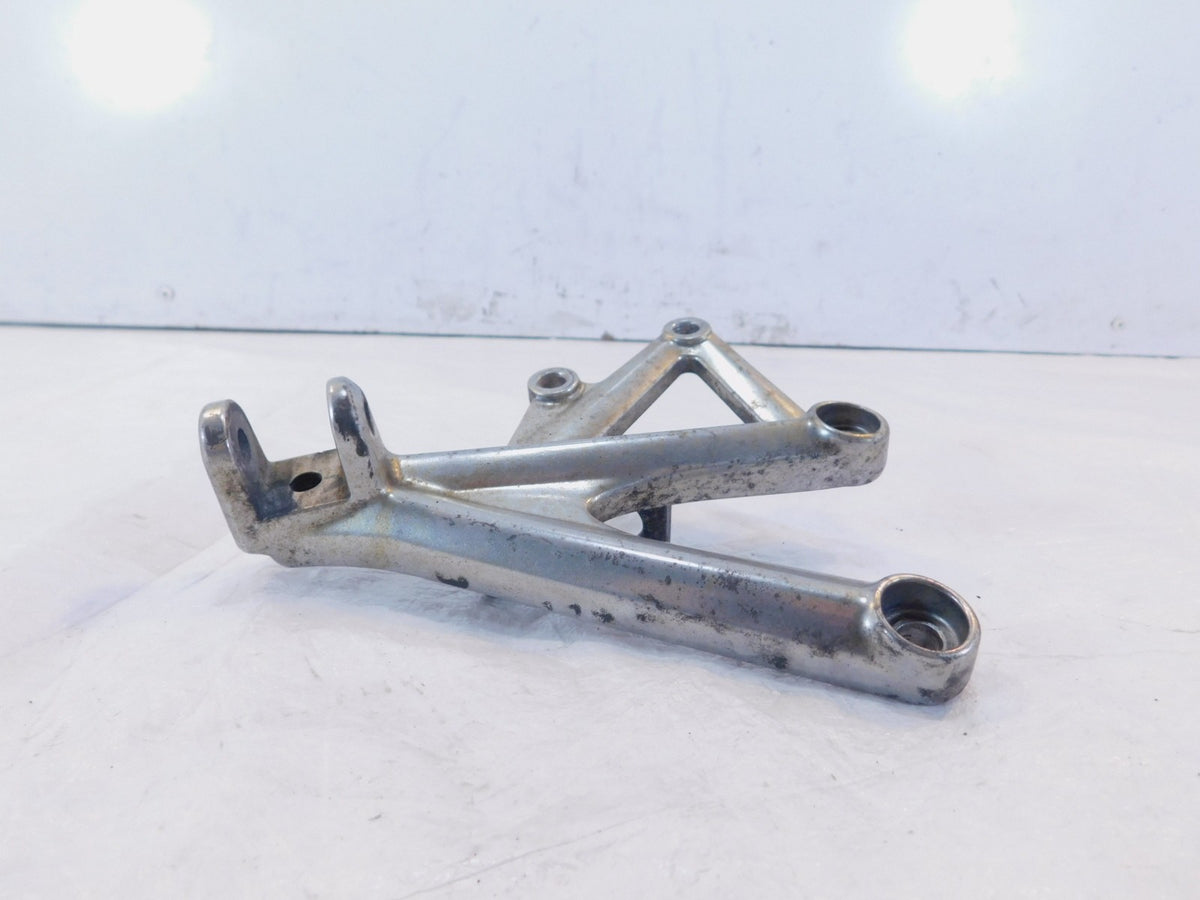 06-17 Triumph Daytona 675R Right Footpeg Footrest Mount Bracket Control Plate - C3 Cycle