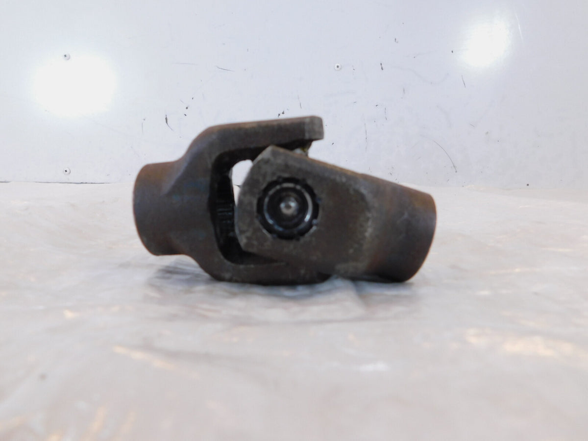 Honda Shadow 700 VT700 & 750 VT750 Differential Drive Shaft Yoke Joint U-Joint - C3 Cycle