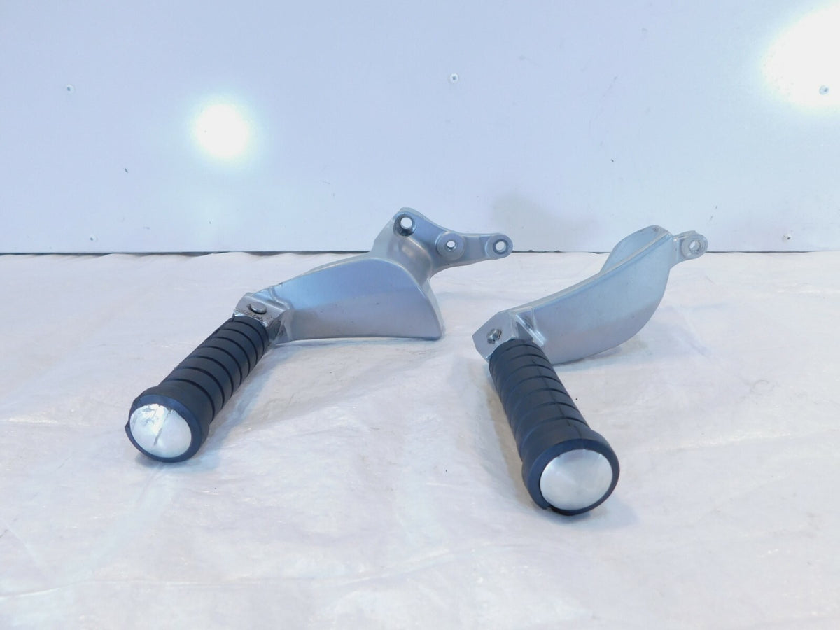 2006-2007 Victory Kingpin & Vegas Left & Right Passenger Footpegs Foot Rest Pegs - C3 Cycle