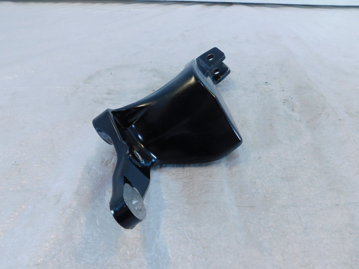 Victory Kingpin & Vegas Right Rear Passenger Footpeg Footrests Mount Bracket