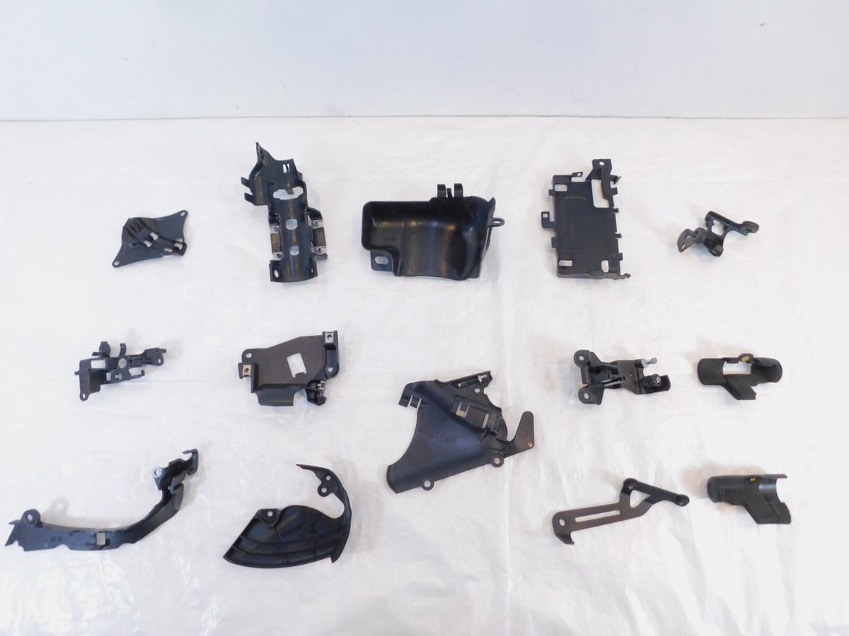 2020 20 Triumph Street Twin 900 Misc Plastic Cover Trim Panel Bracket Holders - C3 Cycle