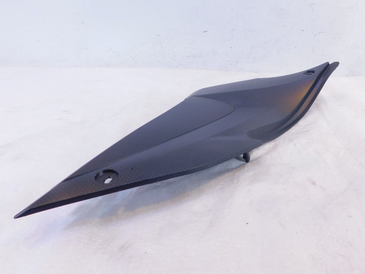 2015 2016 2017 2018 Yamaha YZF-R3 Right Side Fuel Tank Seat Cover Fairing Cowl - C3 Cycle