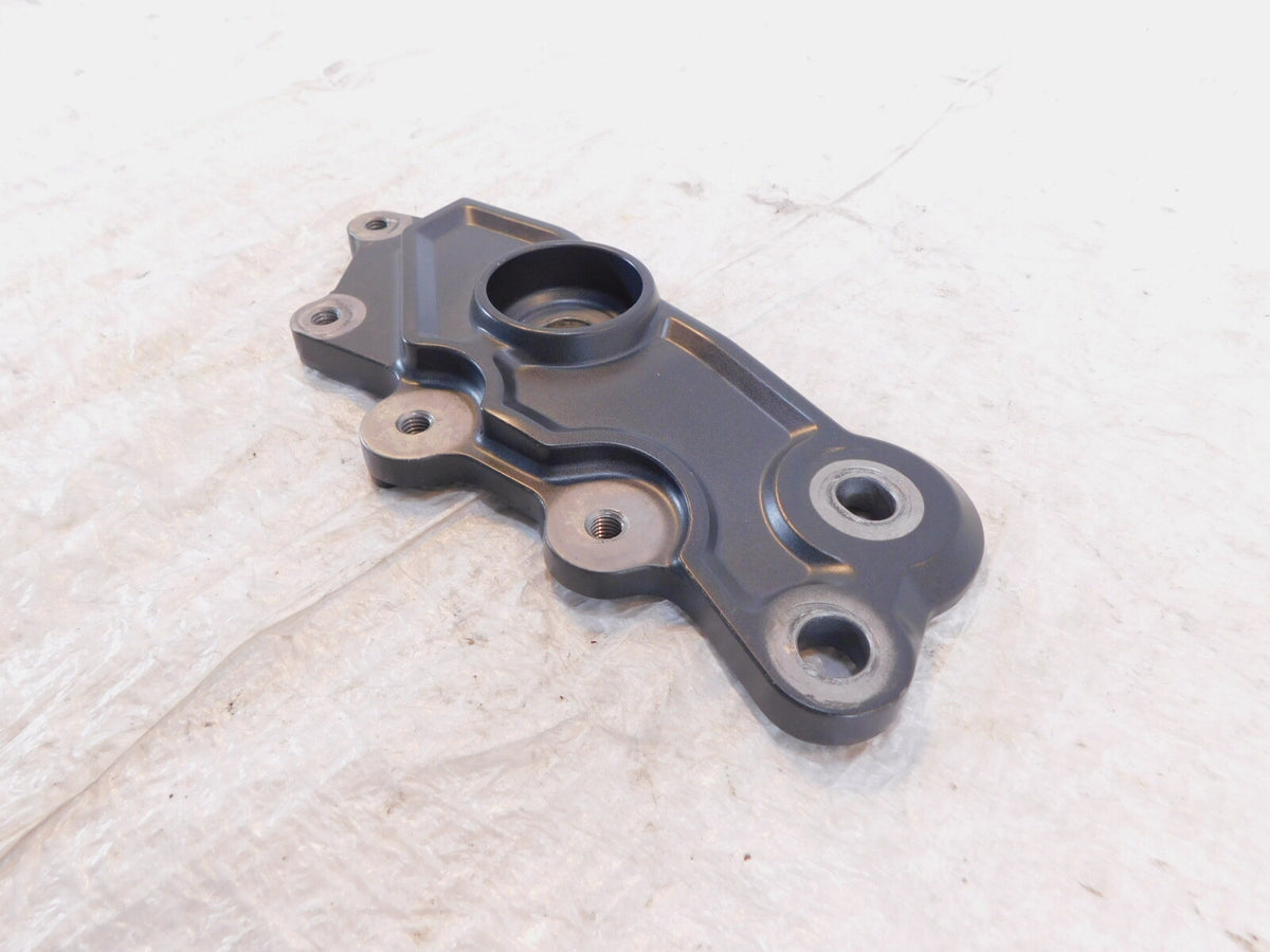 2022-2024 Yamaha YZFR7 YZF-R7 R7 Right Lower Subframe Engine Mount Bracket Plate - C3 Cycle