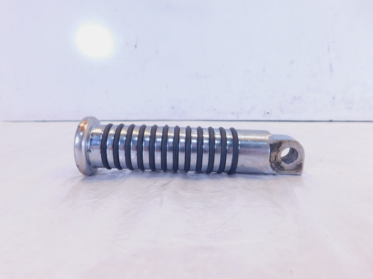 Harley Davidson Touring Dyna Sportster & Softail Chrome Metal Footpeg Footrest