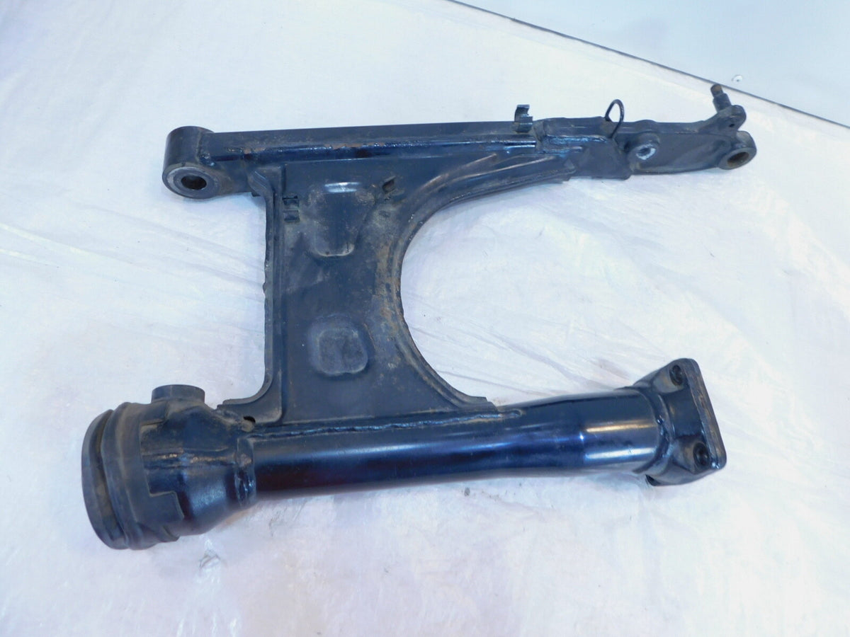 Kawasaki VN1500 Vulcan 1500 Classic & Nomad FI Rear Wheel Fork Swingarm Bracket