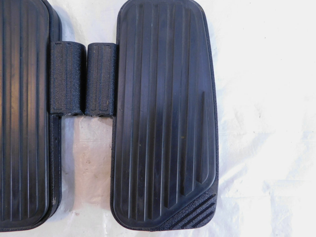 Kawasaki Vulcan 1500 Nomad Fi Left/Right Rear Passenger Footrest Footboards - C3 Cycle