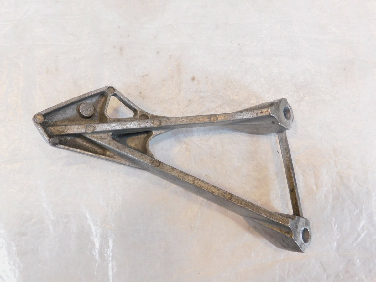 05-08 Kawasaki Ninja ZX6R ZX636 ZX6RR Left Rear Footrest Foot Peg Bracket Mount - C3 Cycle