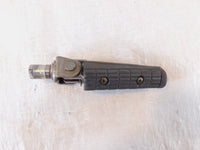 1989-1999 Yamaha FZR600R Front Right Footpeg Footrest & Mount Bracket Clevis - C3 Cycle