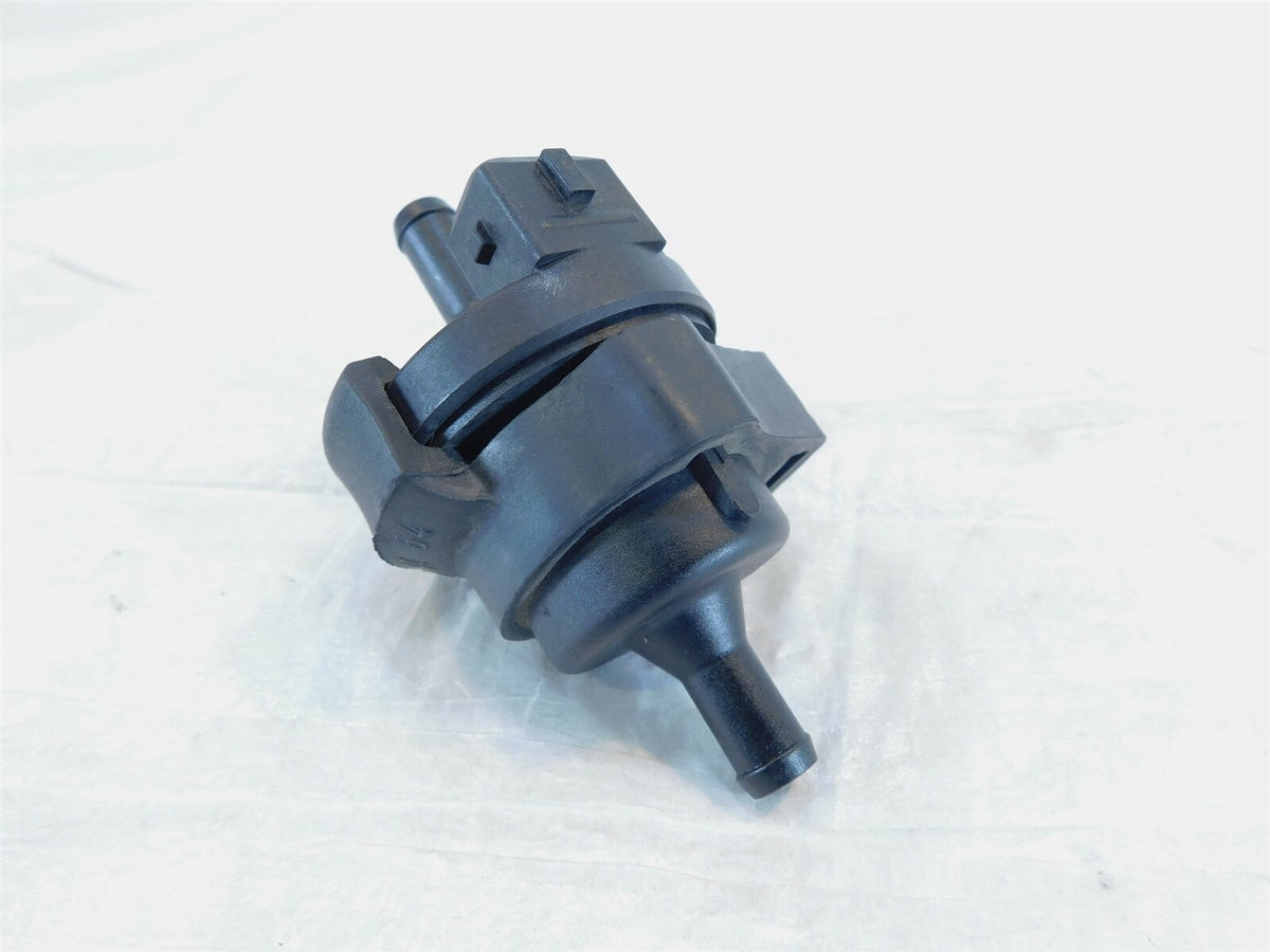 BMW K1200LT K1300 K1600GT R1150 RnineT S1000R Gas Fuel Tank Breather Purge Valve