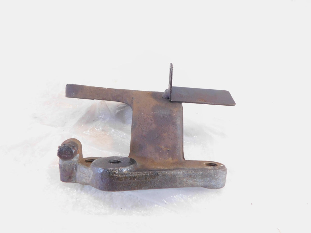 Honda VT750 750 Shadow Ace & Deluxe Front Right Foot Rest Peg Mount Bracket Stay - C3 Cycle