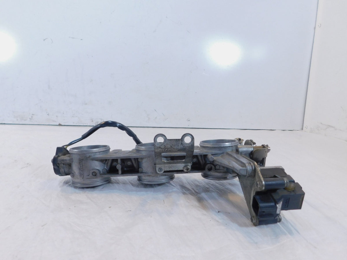 Triumph Speed Triple R & Tiger 1050 SE Air Fuel Intake Throttle Bodies Body - C3 Cycle
