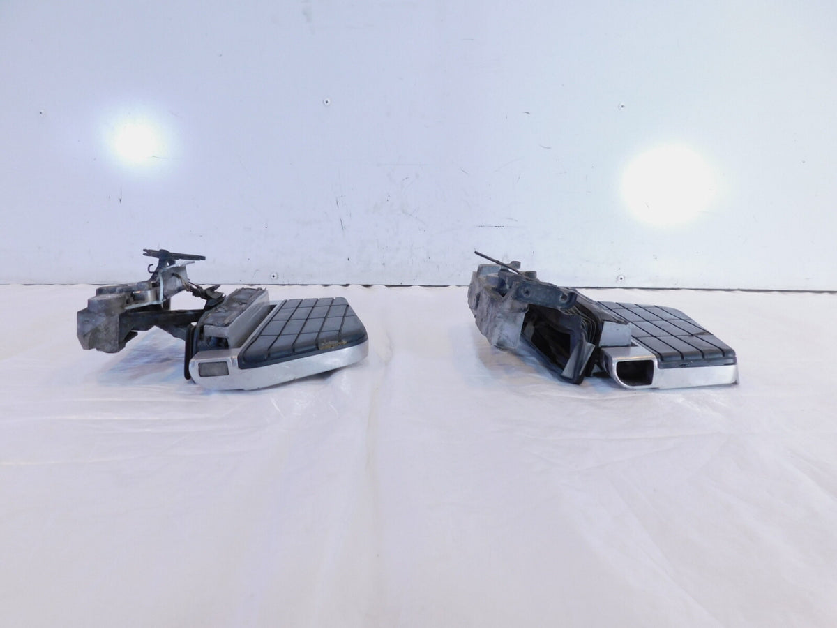 Honda Goldwing GL1500 Rear Left Right Passenger Footboard Floorboard Footrests