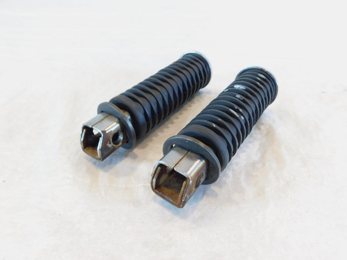 Honda VT750 Shadow 750 ACE Deluxe & Spirit Rear Passenger Footpeg Footrests - C3 Cycle