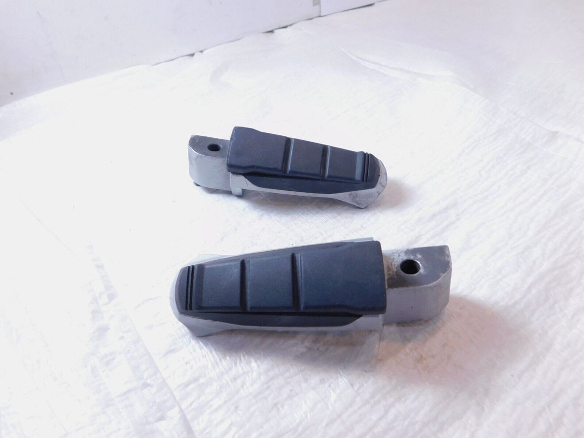 BMW R1150R R1150RS R1150GS Left/Right Rear Passenger Pillion Footrest Foot Pegs - C3 Cycle