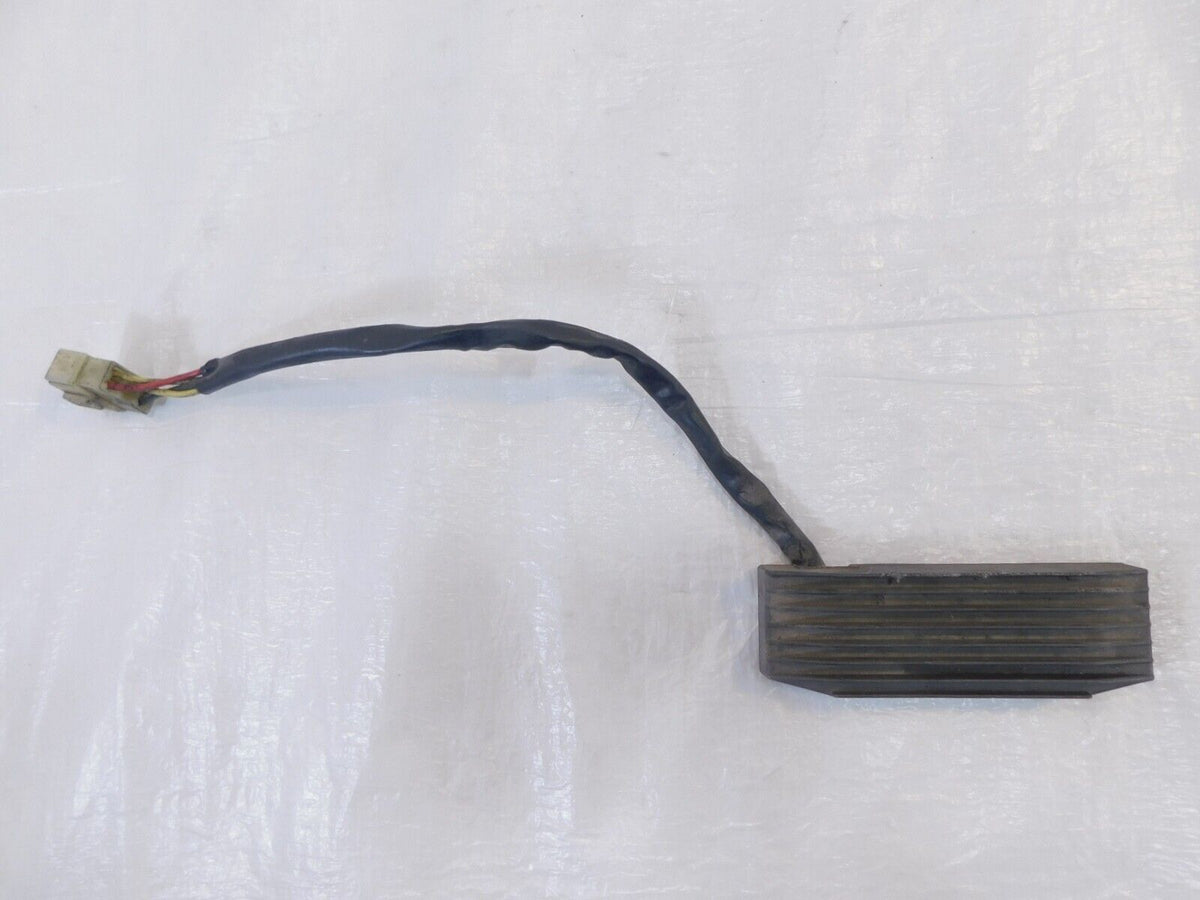 Suzuki Intruder 800 1400 Boulevard S83 VS800 VS1400 Voltage Regulator Rectifier